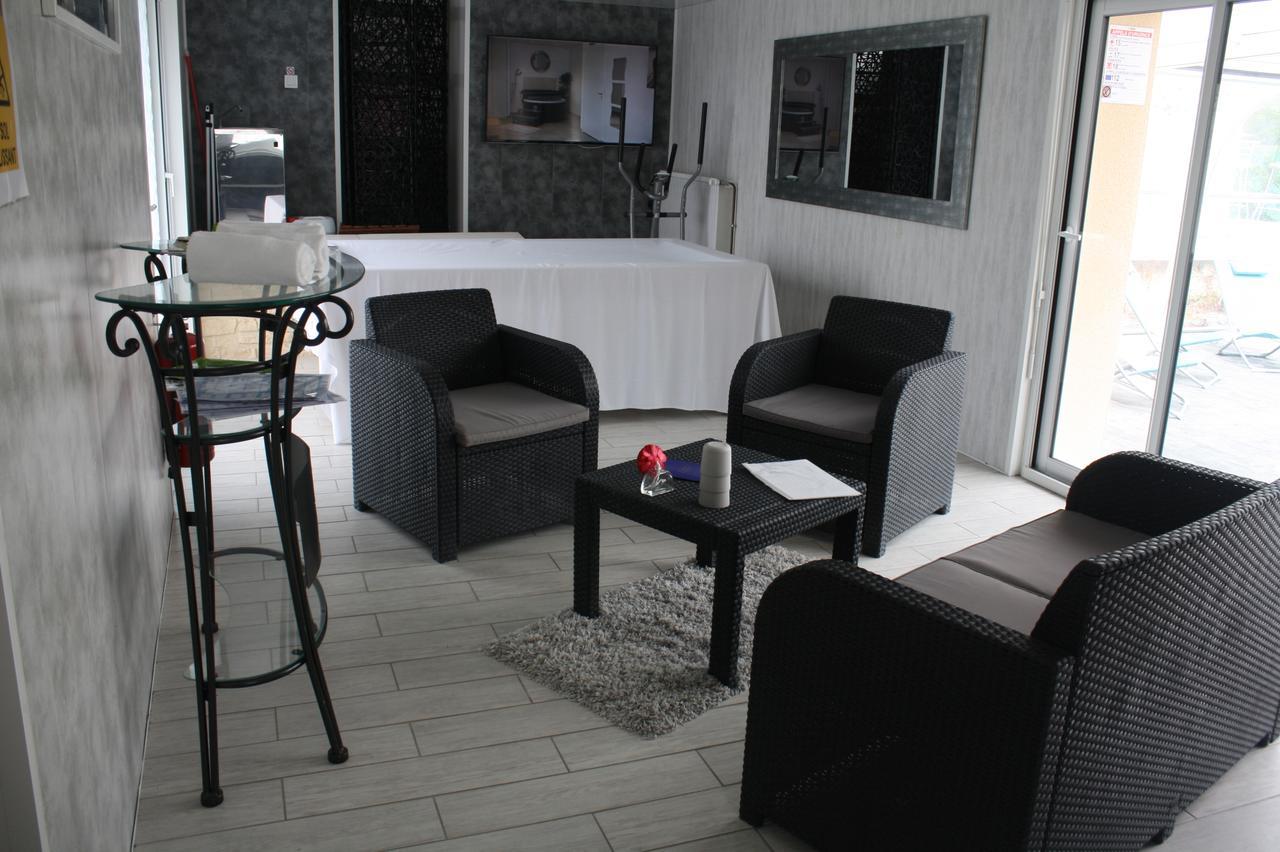 Logis Hotel Chemin Des Dames Le Relais De Fleurette Pontavert المظهر الخارجي الصورة